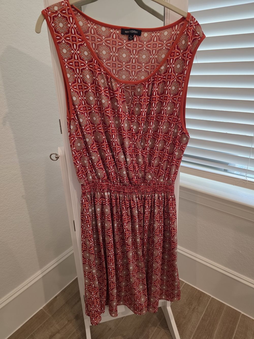 Max Edition Red Geometric Sleeveless Dress